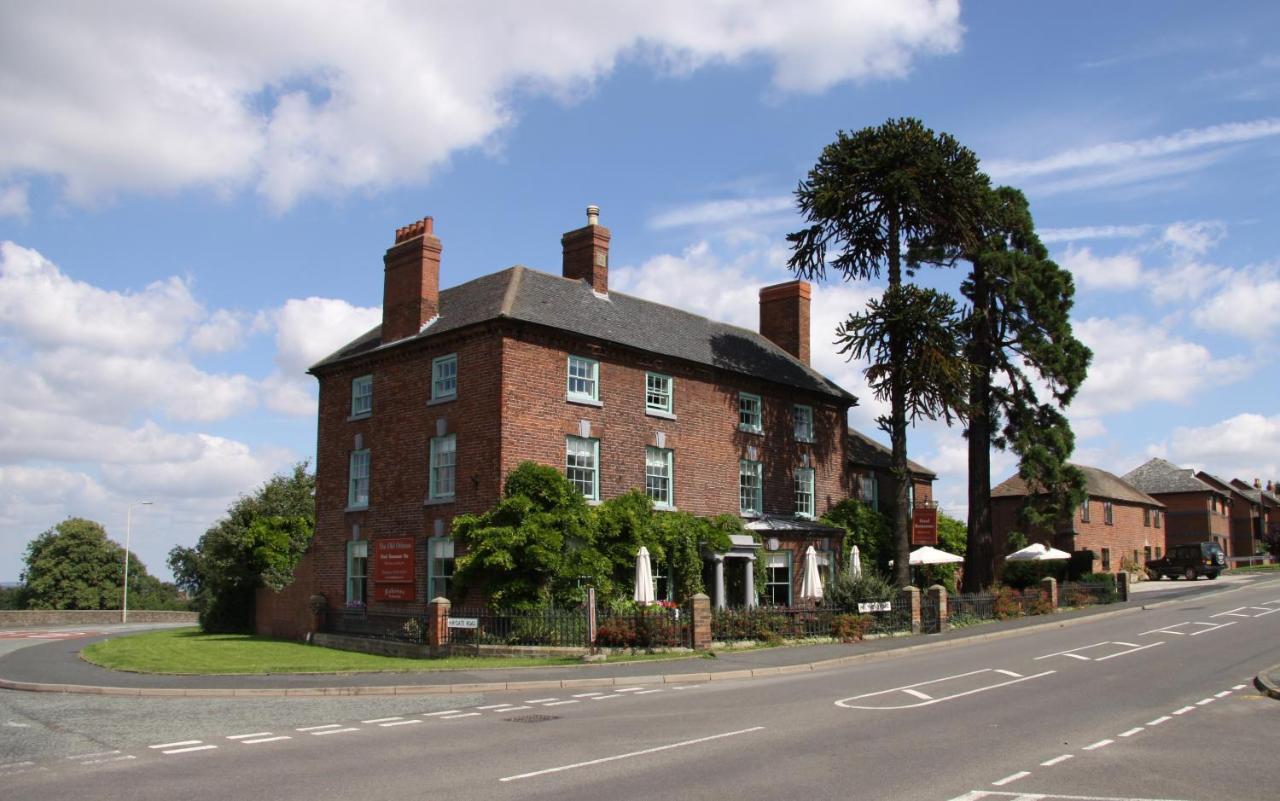 Old Orleton Inn Wellington  Exteriör bild